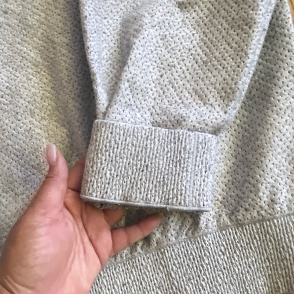 Nike Gray Textured Sweatshirt - Picture 6 of 7